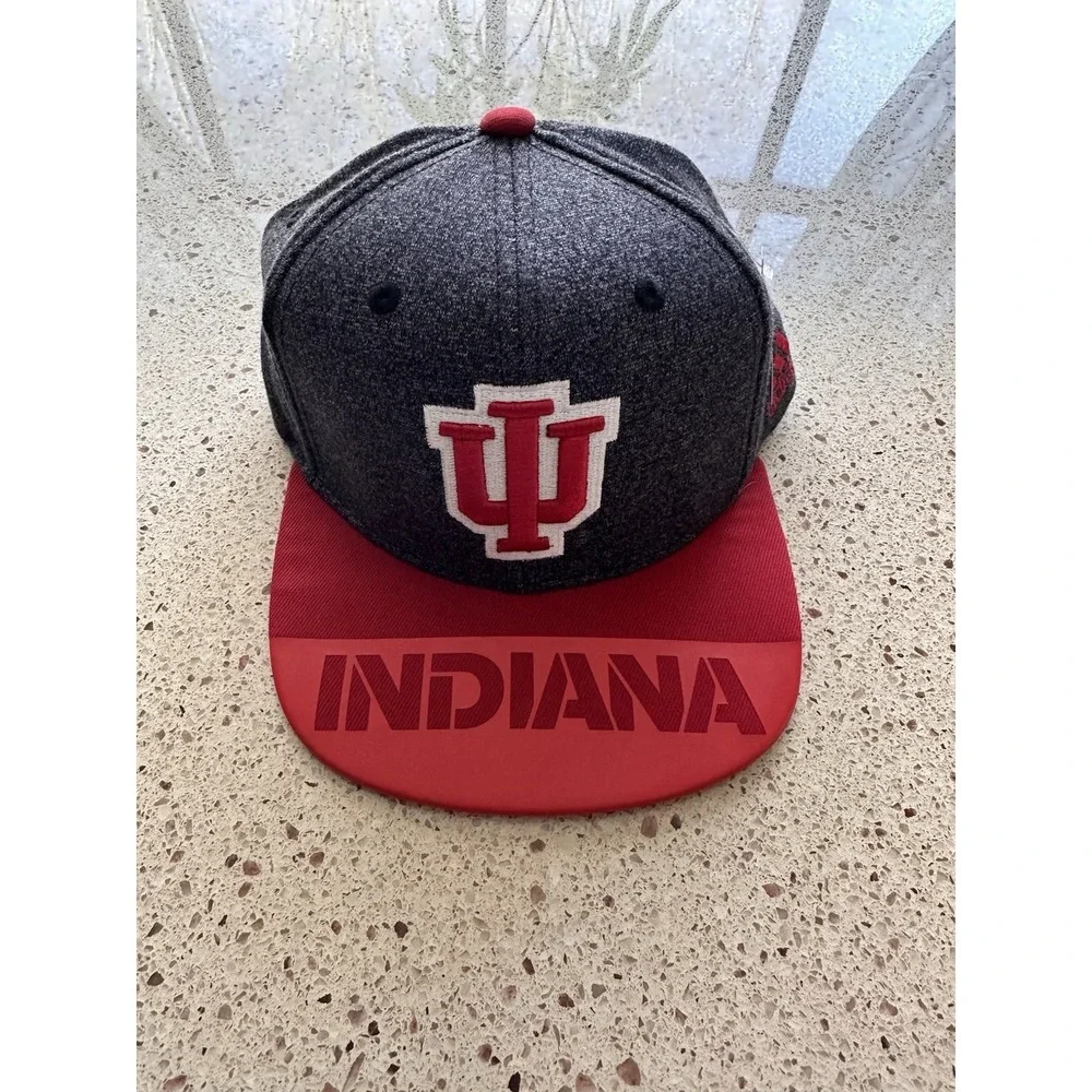 Brand New Indiana Hoosiers Adidas Snapback Hat Cap Adjustable Gray Red NCAA